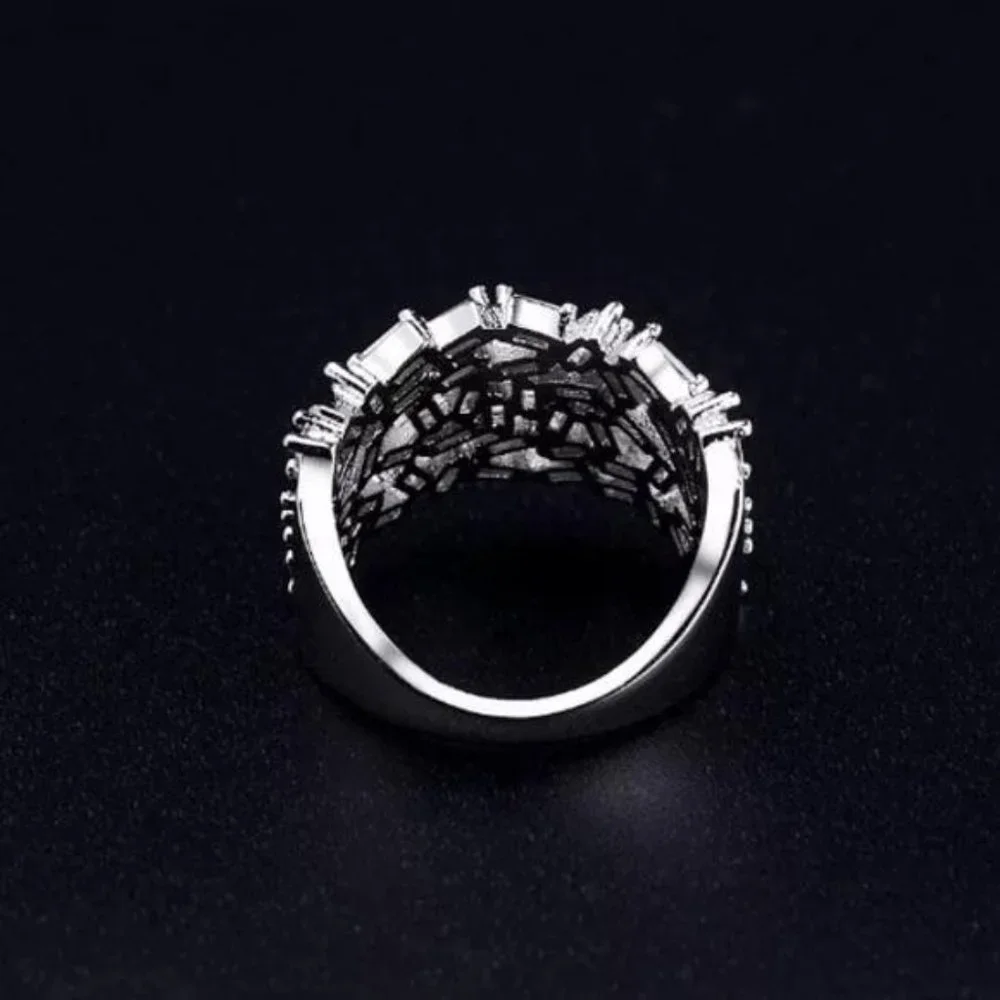 BAGUETTE 925 STERLING SILVER DIAMOND ETERNITY RING, CUTE RING, SHINY RING. - Picture 5 of 5